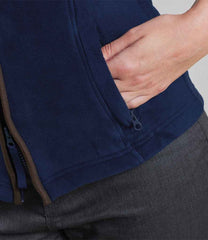 PR804 Navy/Brown Model